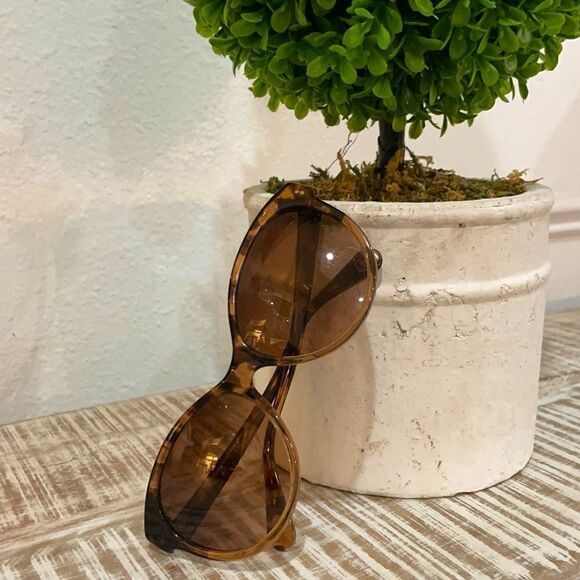 DIANE VON FURSTENBERG Sunglasses DVF535S MARTHA 232 57MM - Picture 2 of 10